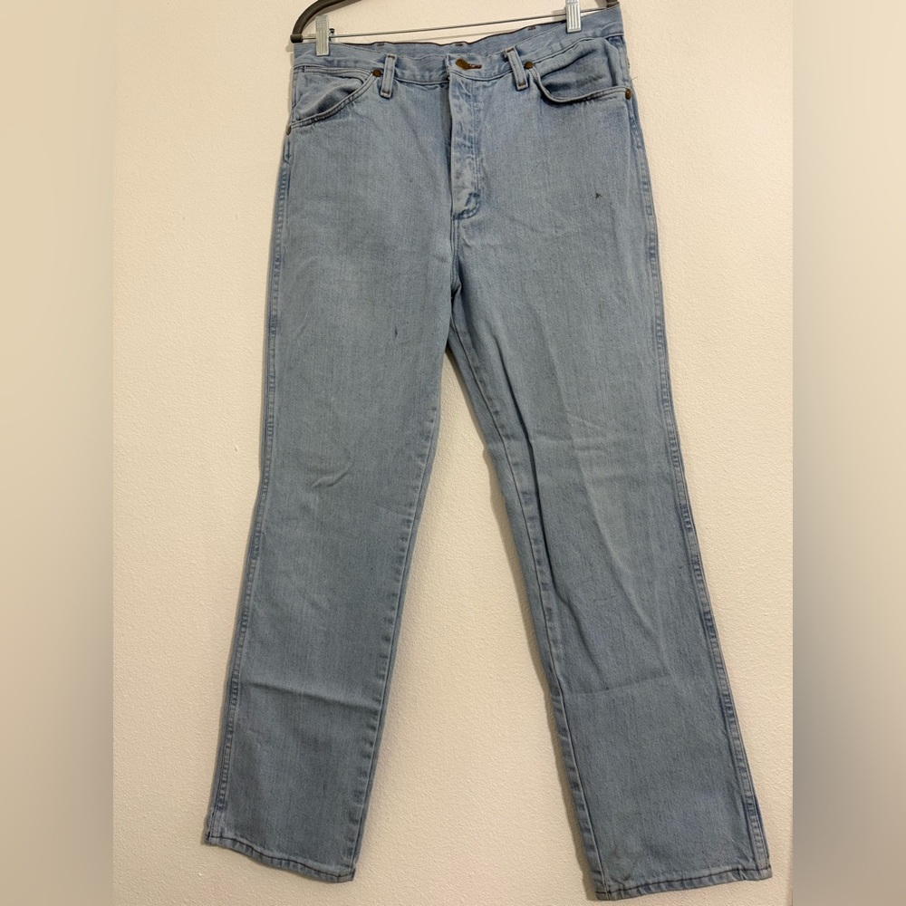 USED Wrangler men's cowboy cut slim light wash jeans